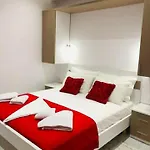 Ledi Apartments